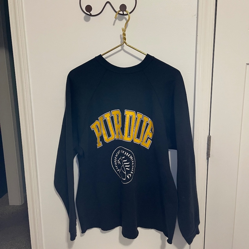 ⚠️ SOLD ⚠️ Vintage Purdue sweatshirt